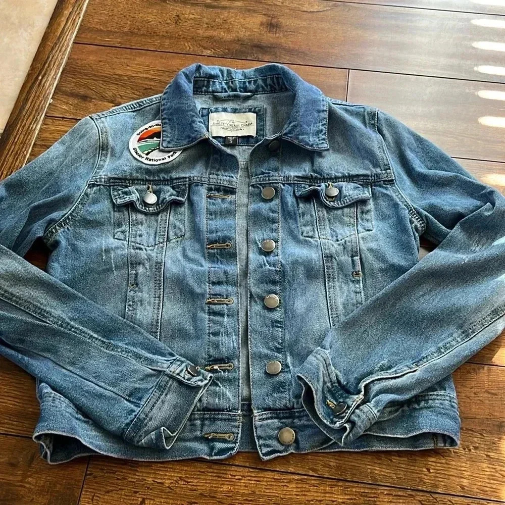 Ashley Vintage charm jeans jacket